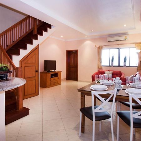 Corrib Village South Beach Pattaya ภายนอก รูปภาพ