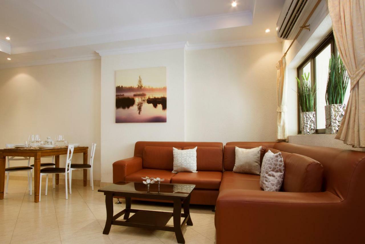 Corrib Village South Beach Pattaya ภายนอก รูปภาพ