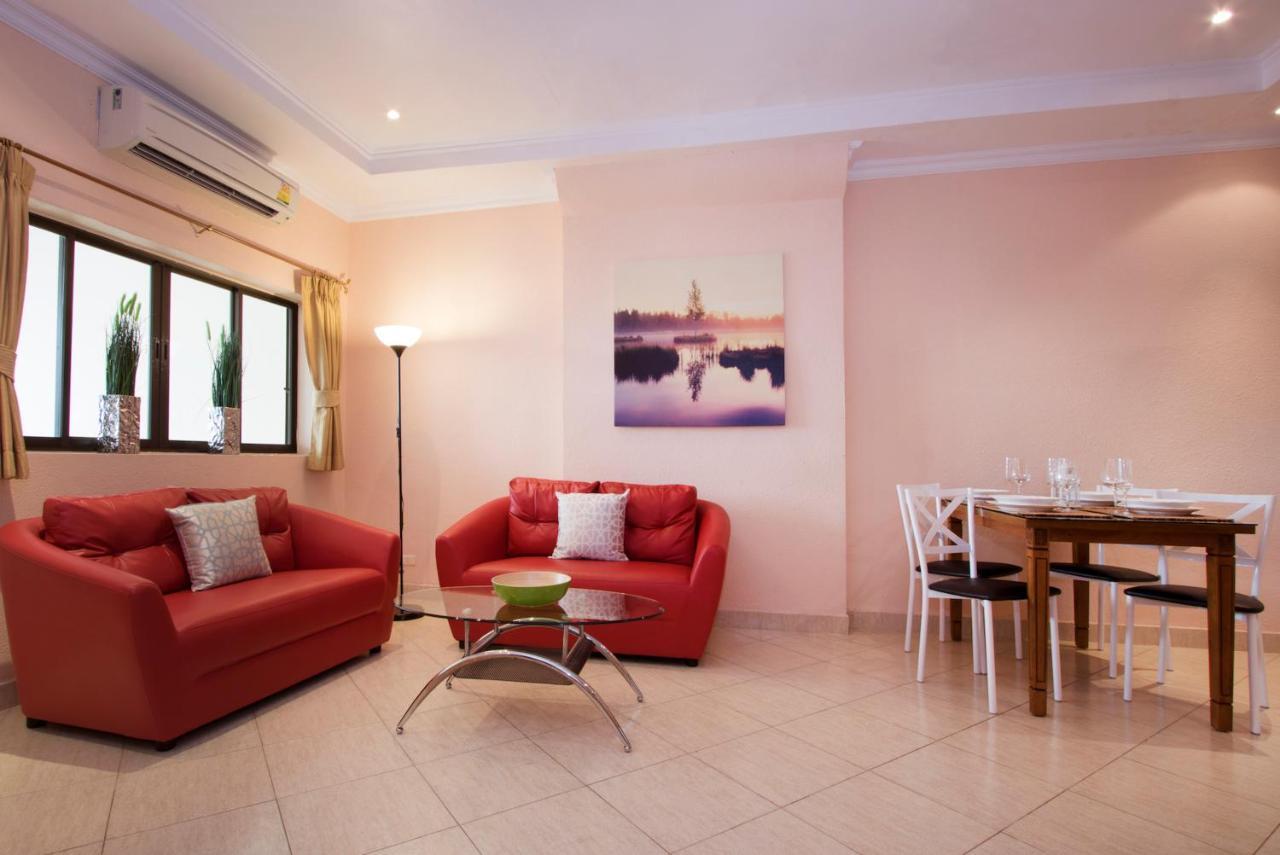 Corrib Village South Beach Pattaya ภายนอก รูปภาพ